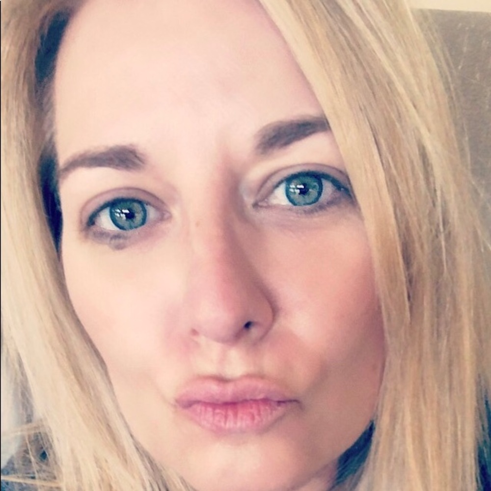 Meet your Posher, Chrysti